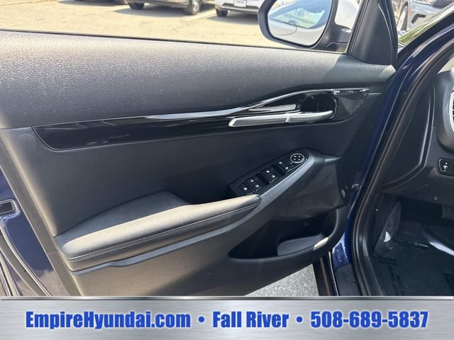 Used 2024 Kia Seltos S AWD/4WD image 17