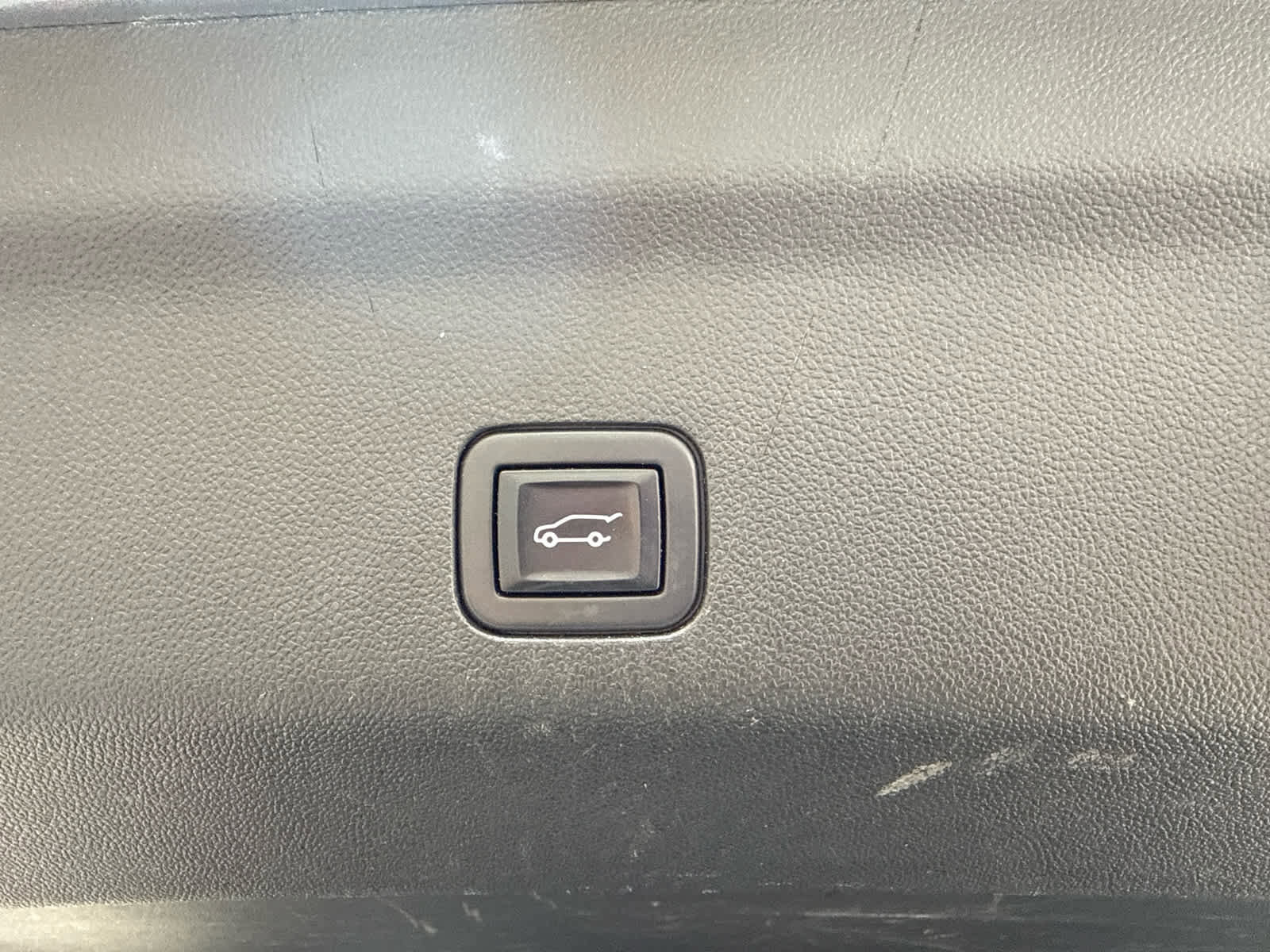 Used 2021 GMC Yukon XL Denali w/ LPO, Illumination Package image 35