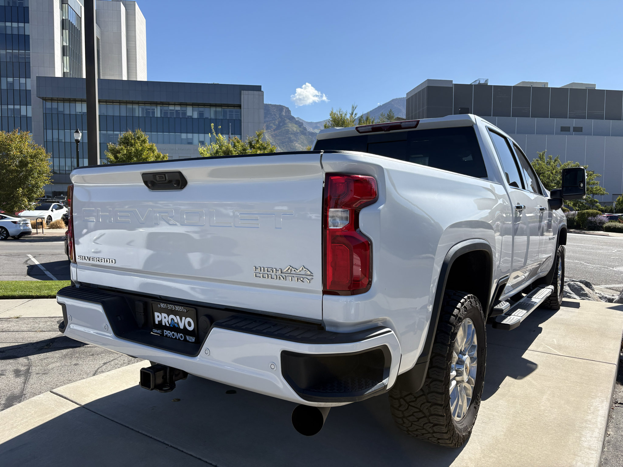 Used 2022 Chevrolet Silverado 3500 High Country AWD/4WD image 6