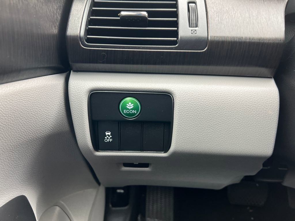 Used 2013 Honda Accord EX image 17