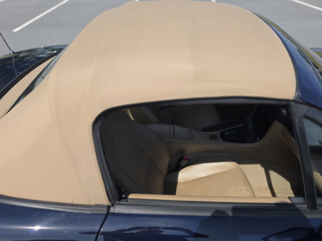 Used 2001 MAZDA MX-5 Miata RWD image 30