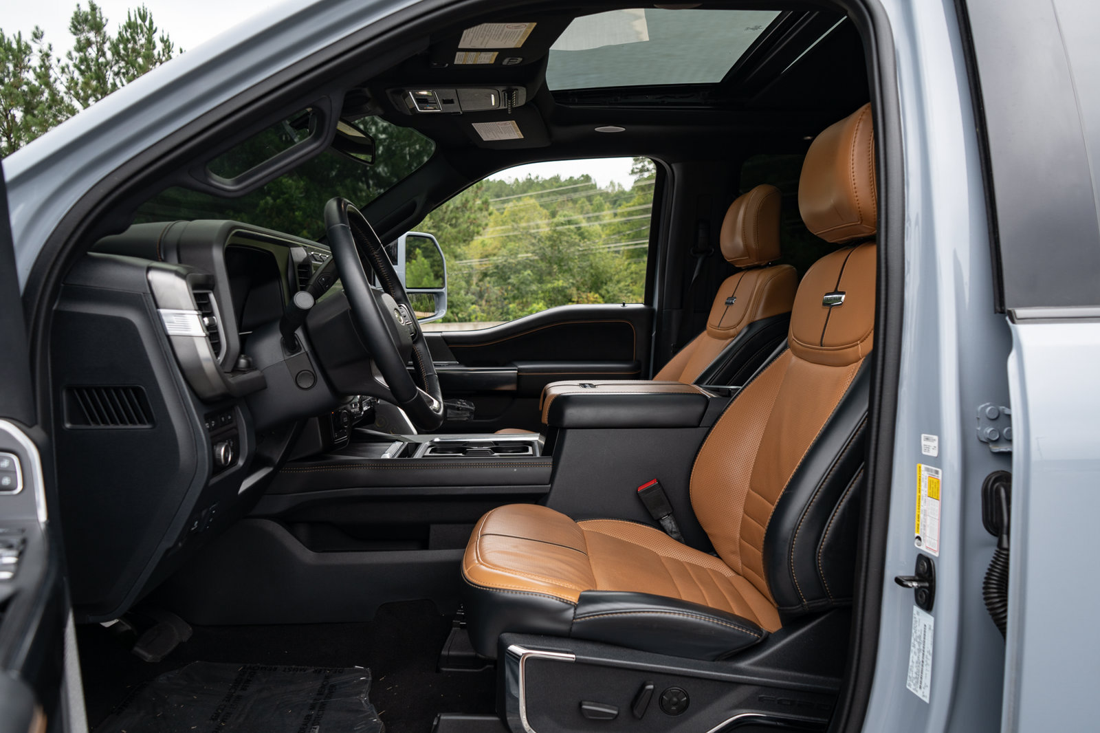 Used 2024 Ford F250 Platinum AWD/4WD image 15