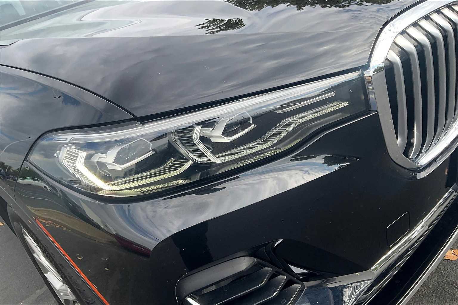 Used 2020 BMW X7 xDrive40i w/ Premium Package image 32