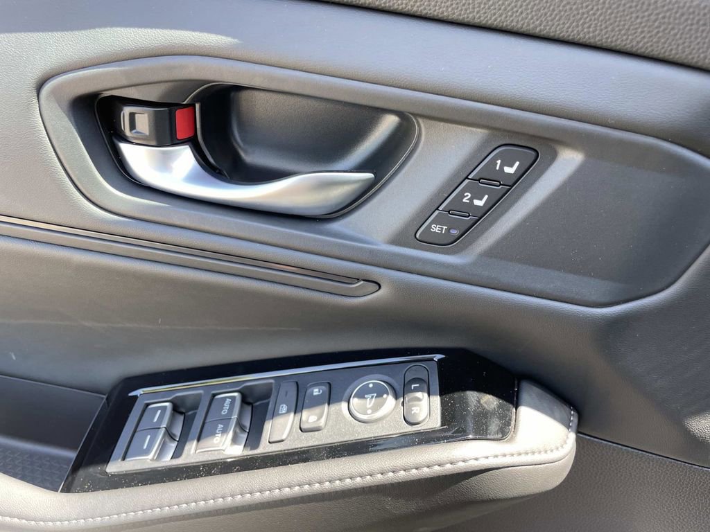 New 2026 Honda Accord Touring image 17