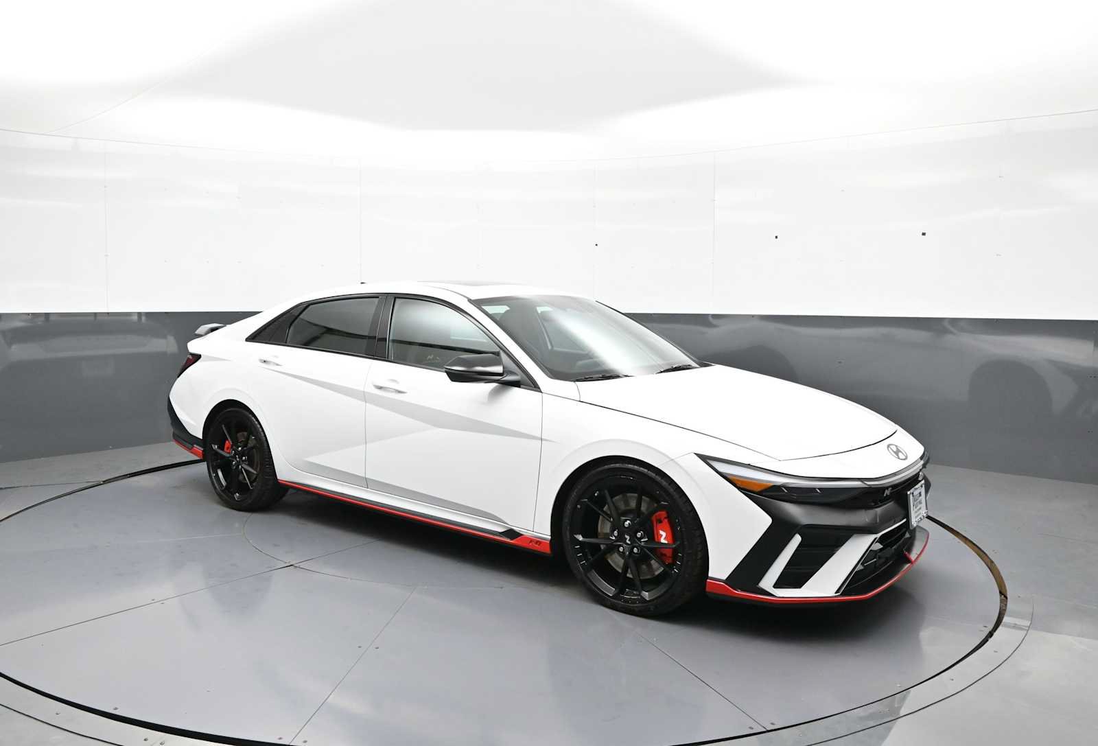 Used 2026 Hyundai Elantra N FWD image 3