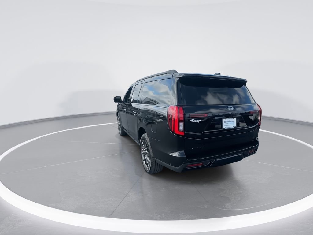 Used 2025 Ford Expedition Max Platinum w/ Stealth Performance Package AWD/4WD image 7