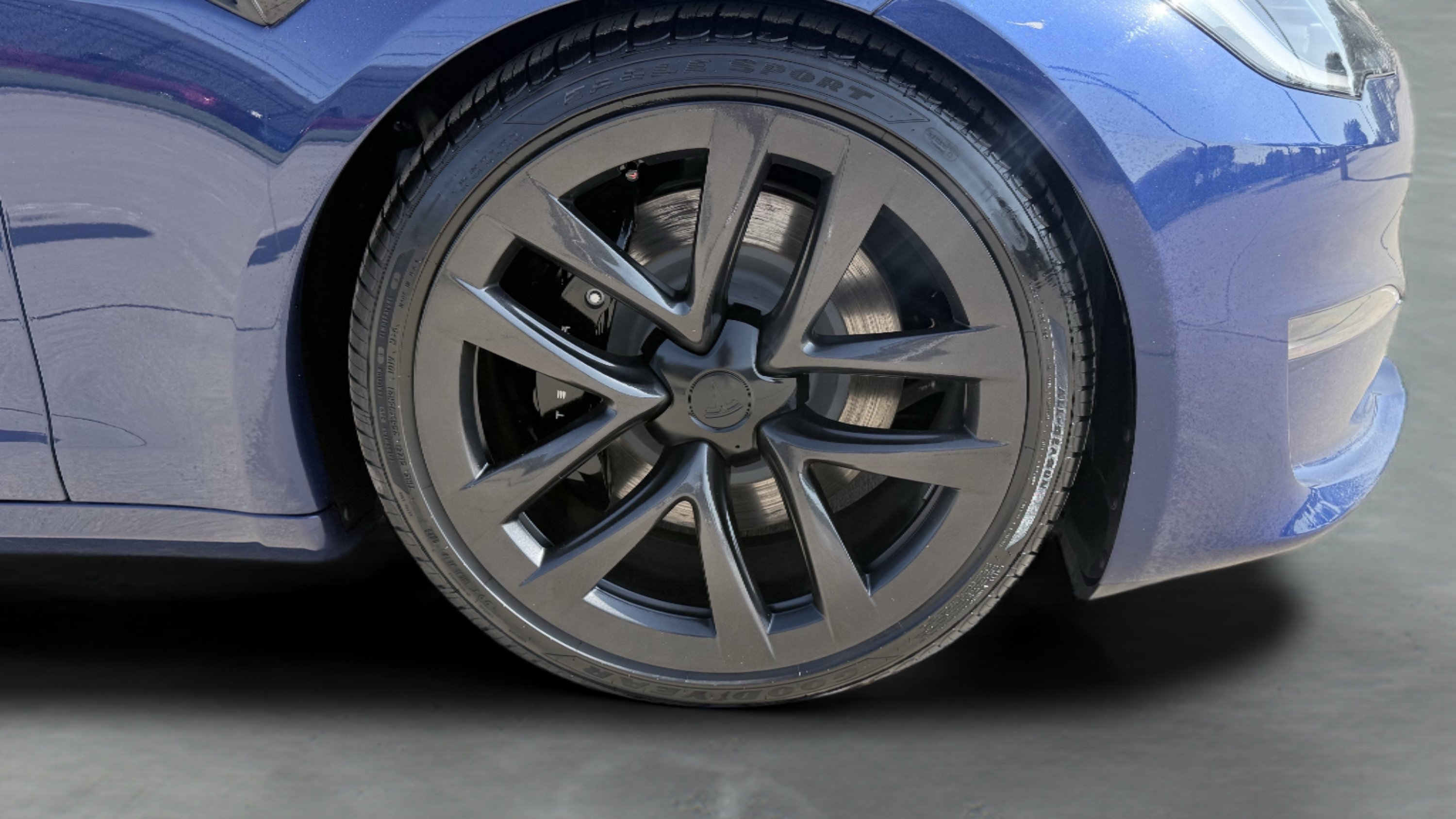 Used 2025 Tesla Model S AWD/4WD image 15