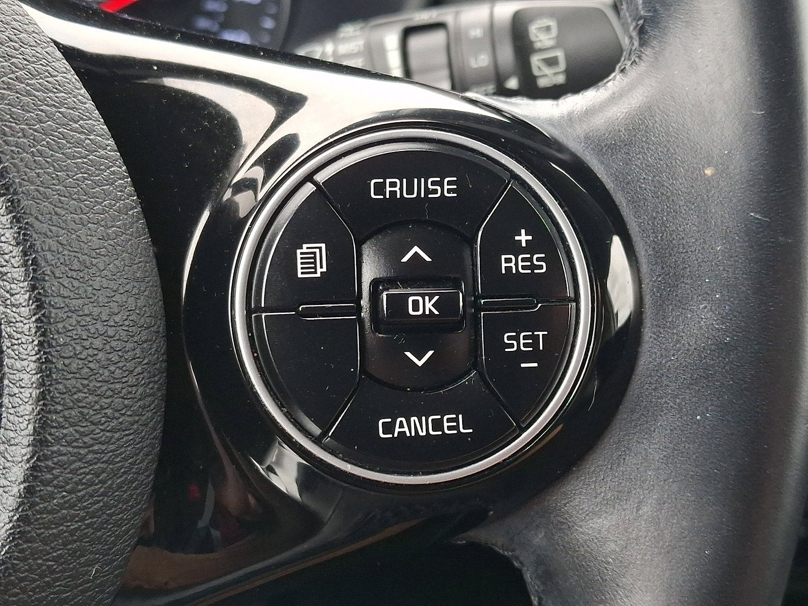 Used 2020 Kia Soul EX w/ Option Group 015 FWD image 23