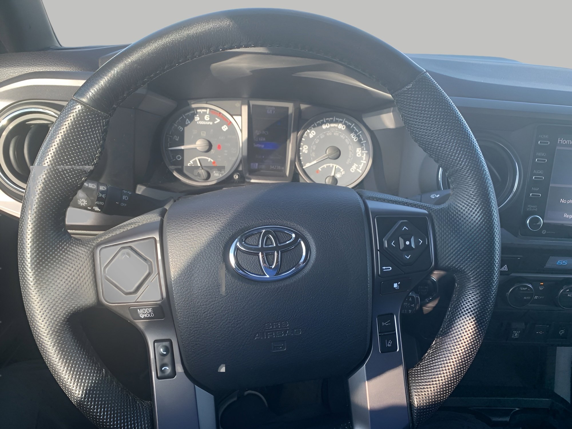 Used 2021 Toyota Tacoma TRD Sport AWD/4WD image 14
