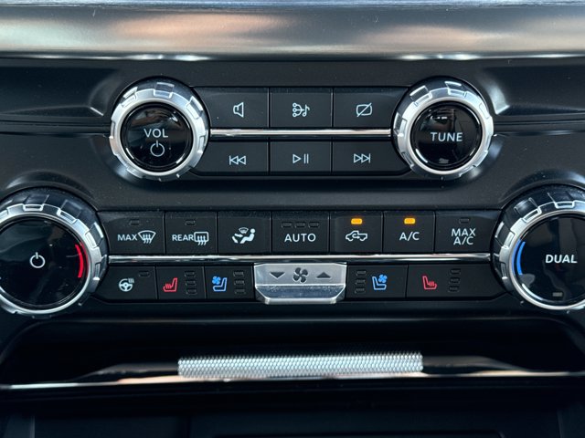 Used 2023 Ford F150 Lariat w/ Equipment Group 502A High AWD/4WD image 21