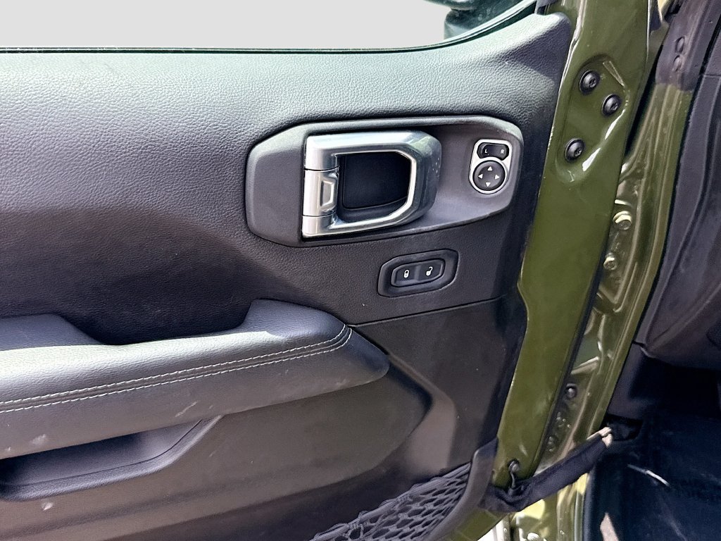 Certified 2023 Jeep Wrangler Unlimited Sahara AWD/4WD image 33