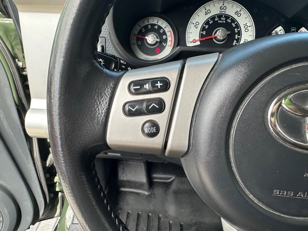 Used 2014 Toyota FJ Cruiser 4WD w/ Upgrade Package image 16