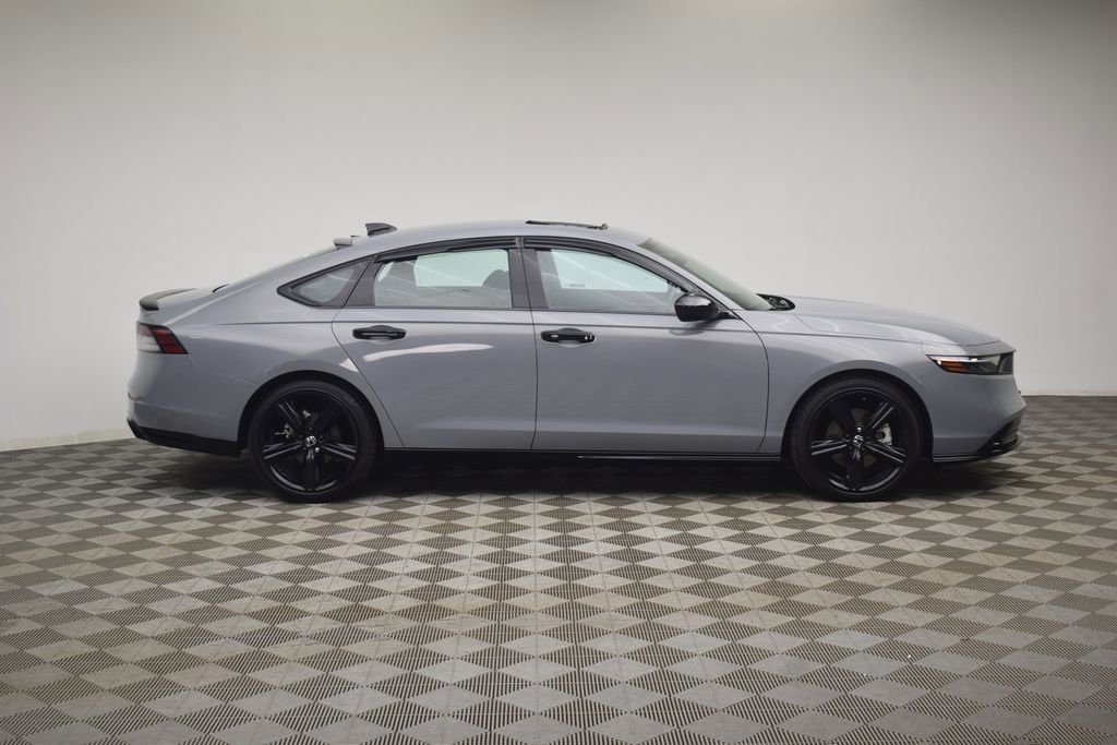 Used 2023 Honda Accord Sport image 14