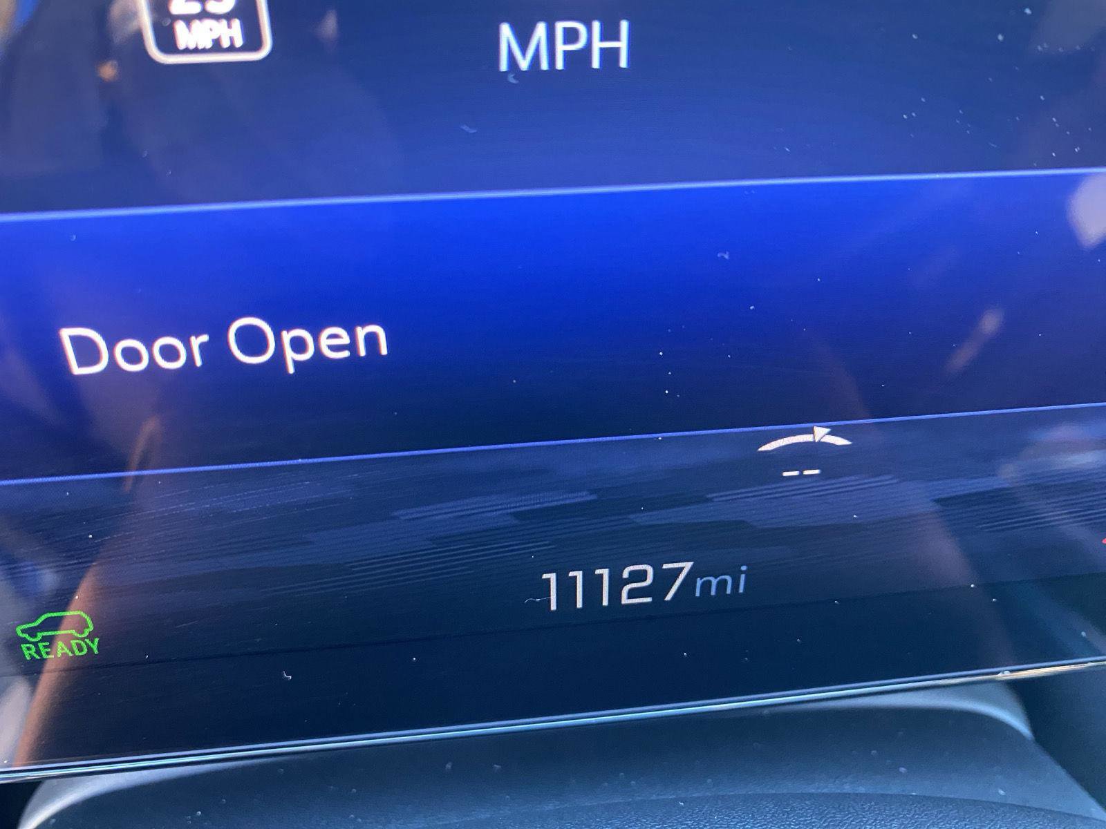 Used 2025 Chevrolet Equinox EV LT w/ Convenience Package image 23