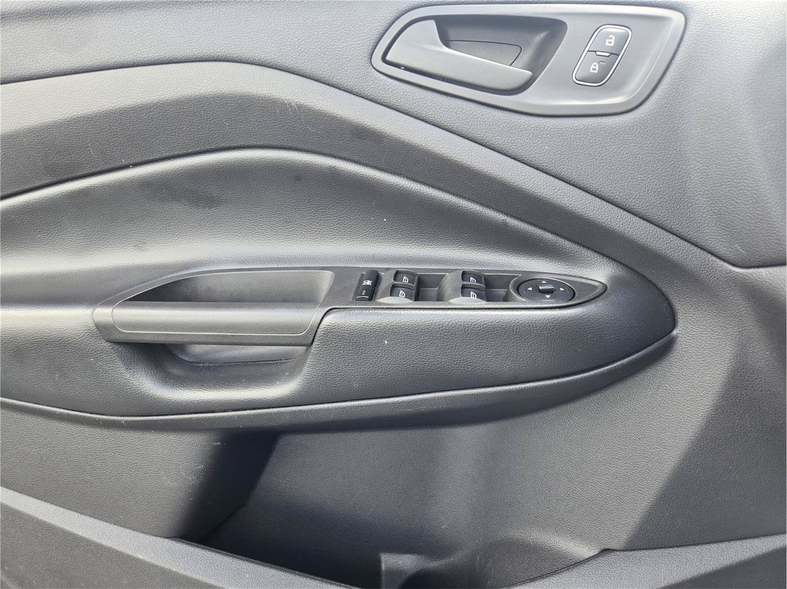 Used 2019 Ford Escape S FWD image 20