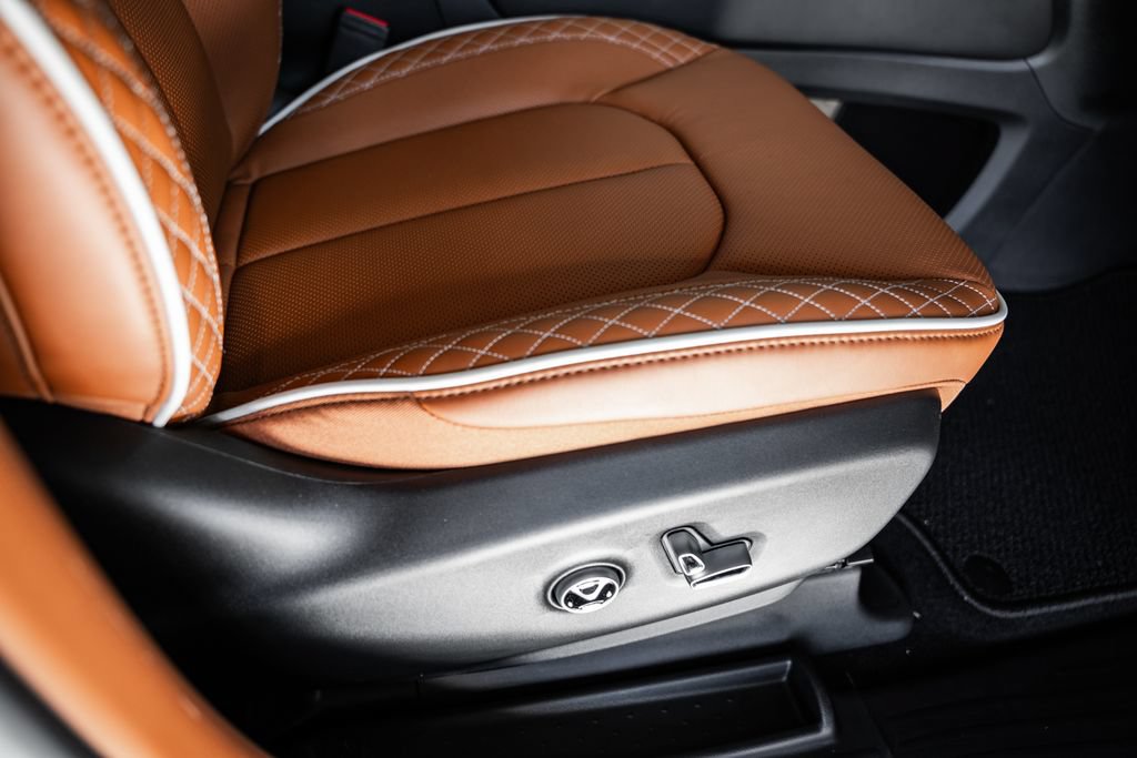 New 2026 Chrysler Pacifica Pinnacle FWD image 32