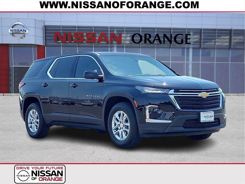 Used 2022 Chevrolet Traverse LS