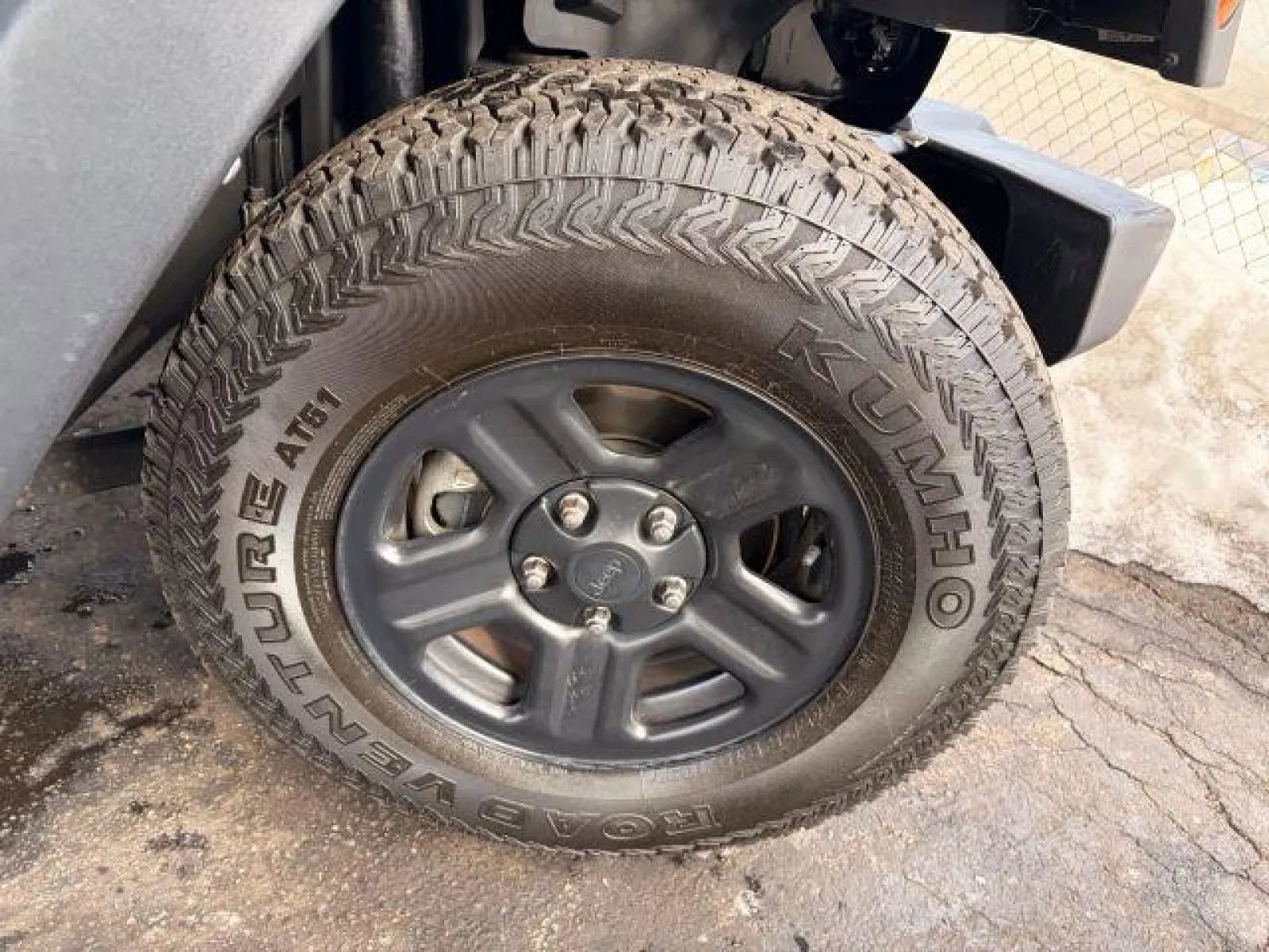 Used 2016 Jeep Wrangler Unlimited Sport w/ Connectivity Group image 30