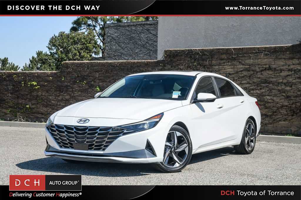 Used 2021 Hyundai Elantra Limited image 1