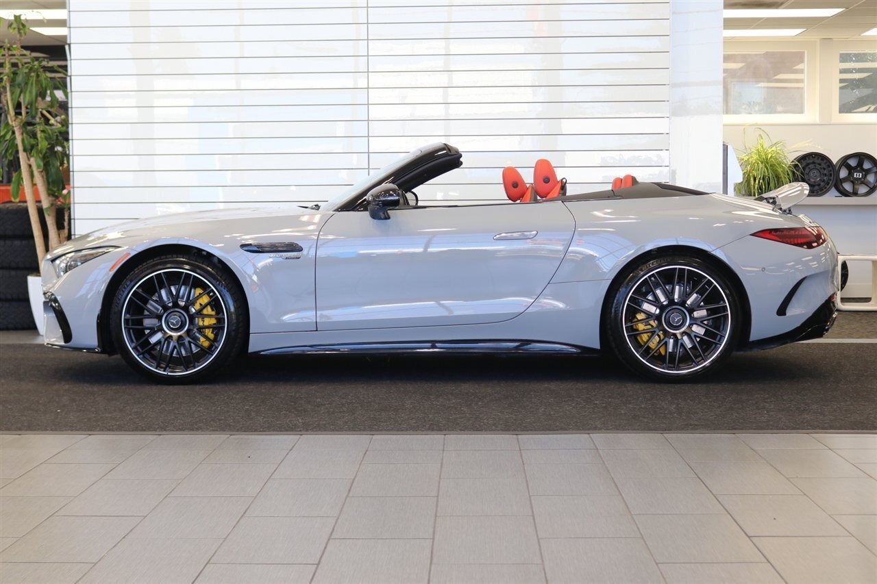 Used 2023 Mercedes-Benz SL 63 AMG 4MATIC w/ Driver Assistance Package image 6