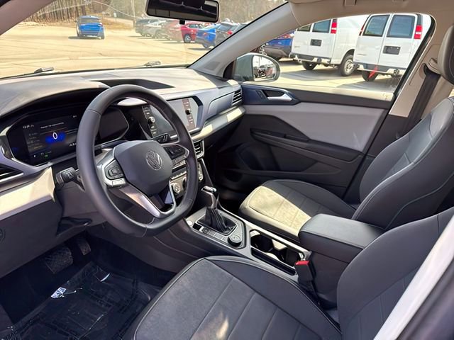 Used 2022 Volkswagen Taos SE image 14