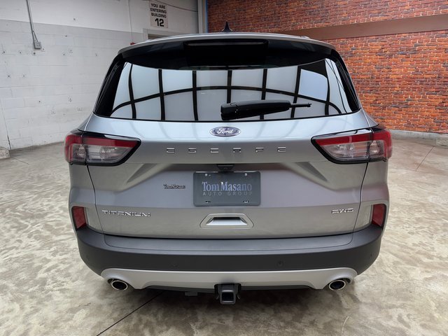 Certified 2022 Ford Escape Titanium w/ Class II Trailer Tow Package image 4