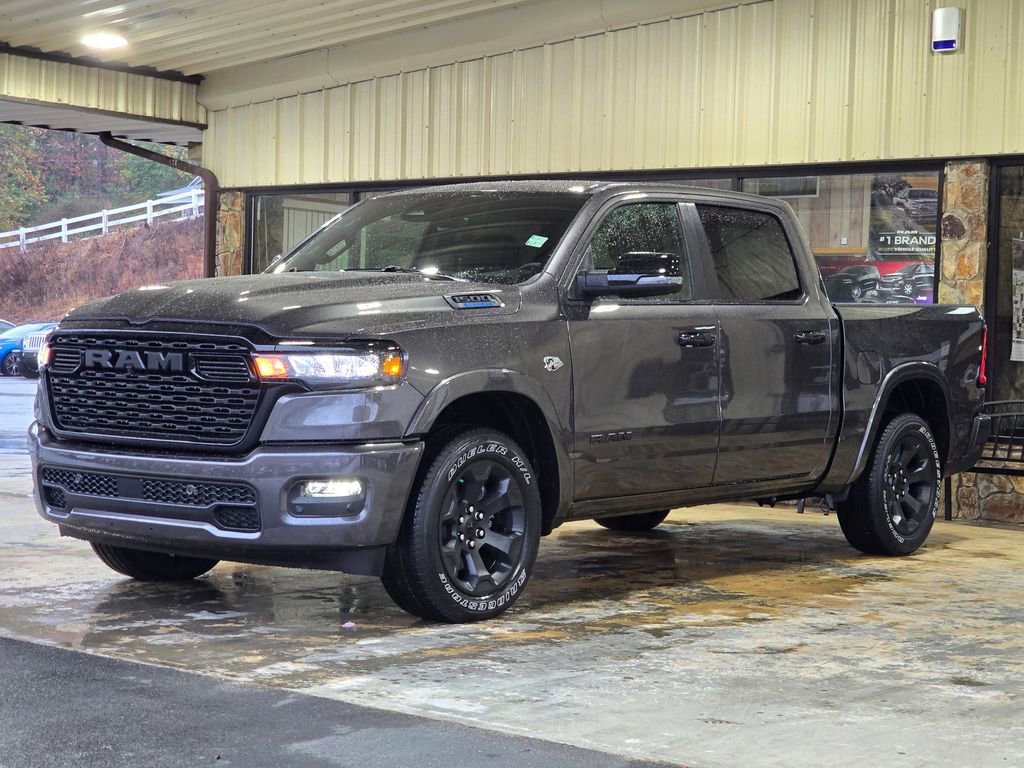 New 2026 RAM 1500 4x4 Crew Cab video 2