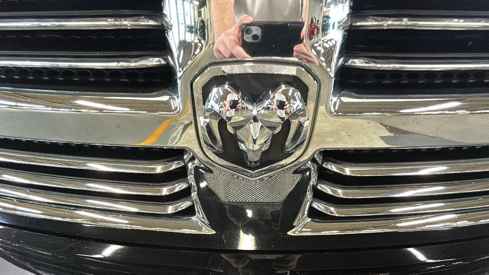 Used 2019 RAM 1500 Big Horn AWD/4WD image 10