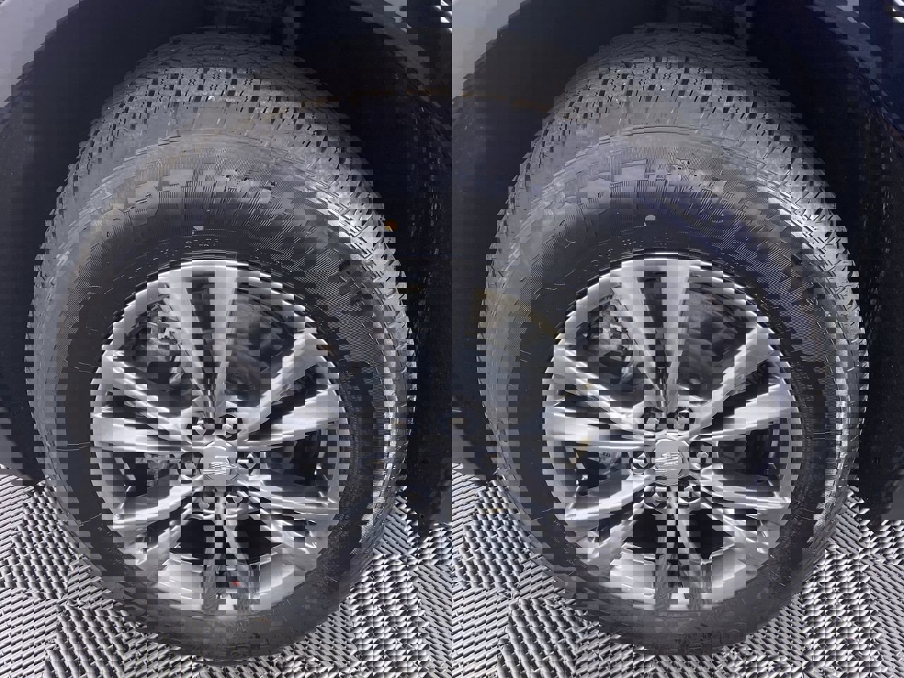 Certified 2022 Cadillac XT5 Premium Luxury w/ Technology Package image 16