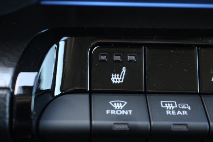 New 2026 Toyota Prius AWD image 18