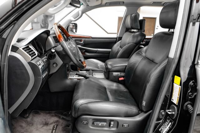 Used 2014 Lexus LX 570 4WD image 4