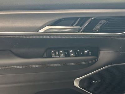 New 2026 Jeep Grand Wagoneer L 4WD w/ Premium Group I image 20