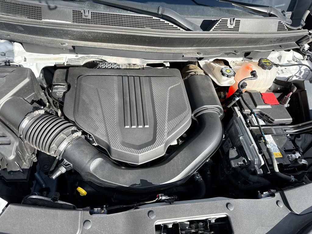 Used 2024 Chevrolet Traverse RS AWD/4WD image 27