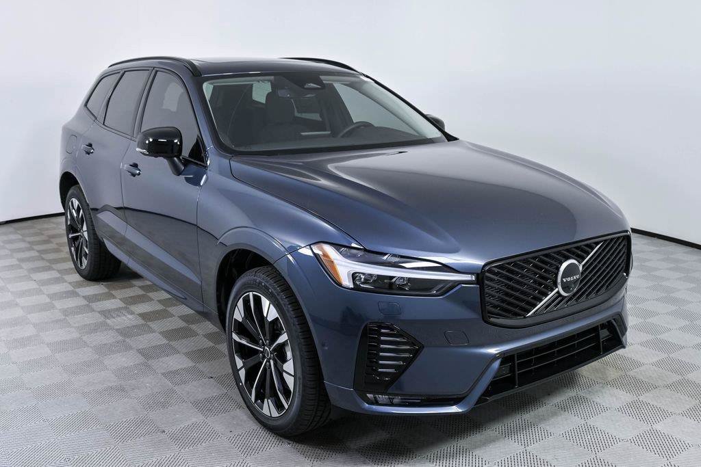 New 2026 Volvo XC60 B5 Plus w/ Protection Package Premier AWD/4WD image 25
