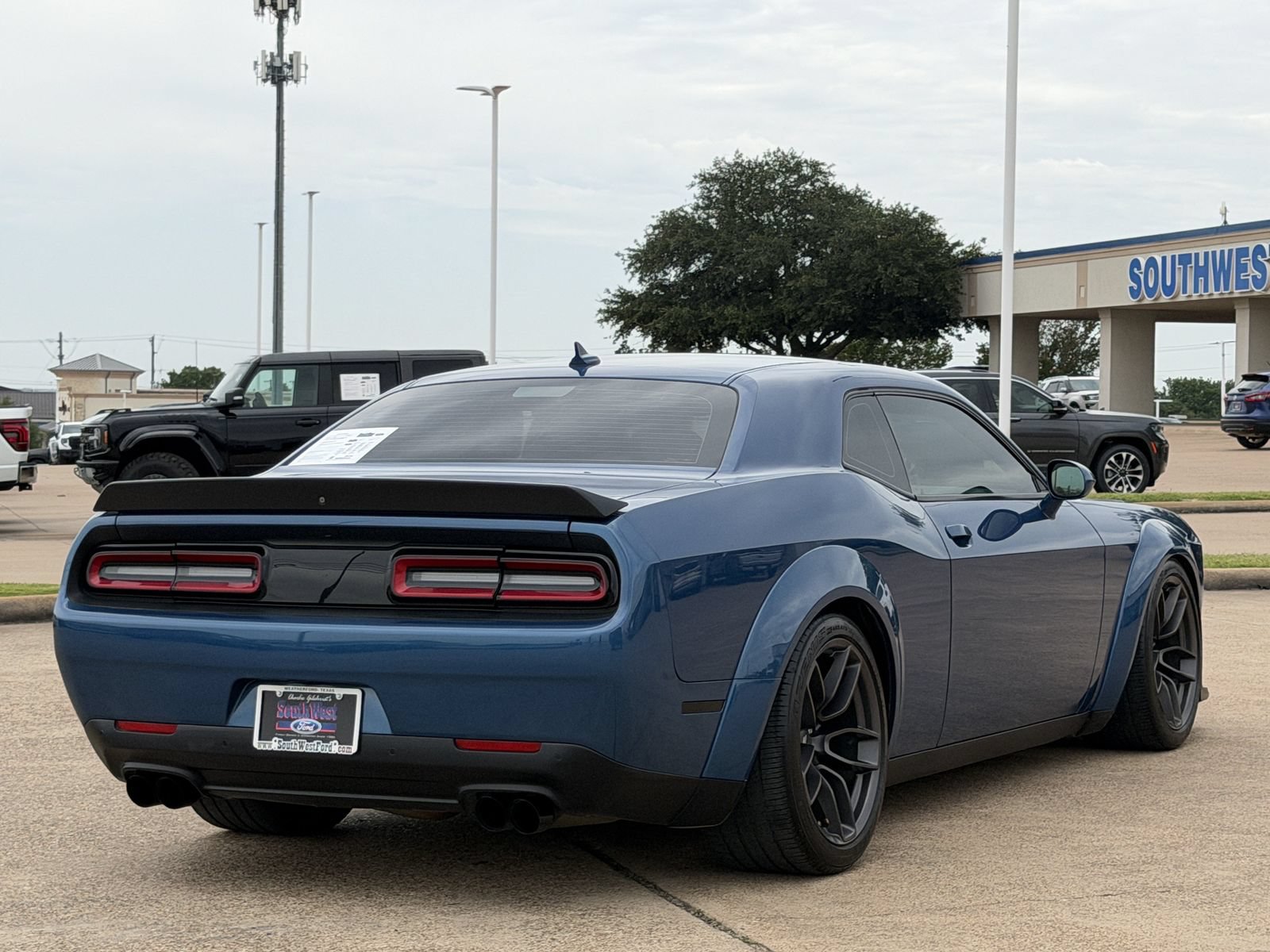 Used 2020 Dodge Challenger R/T Scat Pack RWD image 4
