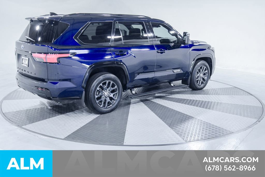 Used 2023 Toyota Sequoia Platinum image 11