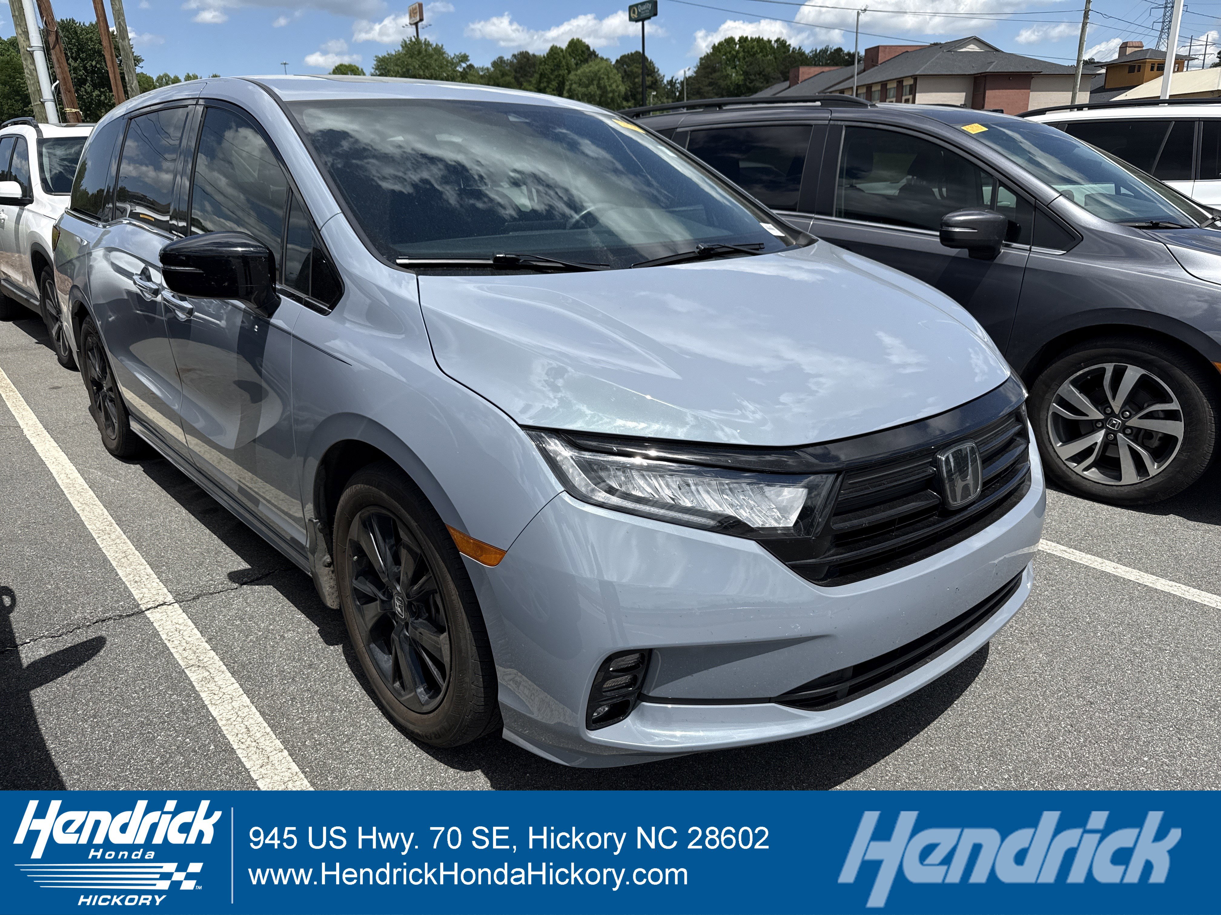 Used 2024 Honda Odyssey Sport image 1
