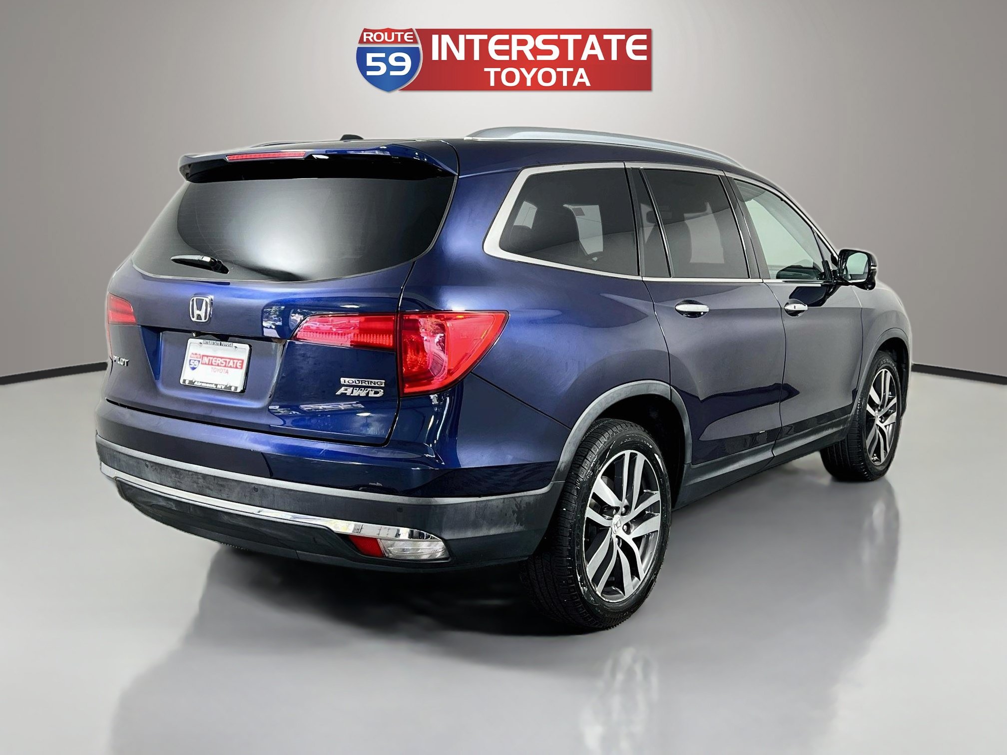 Used 2016 Honda Pilot Touring image 7