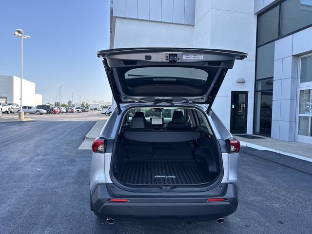 Used 2023 Toyota RAV4 XLE Premium AWD/4WD image 20