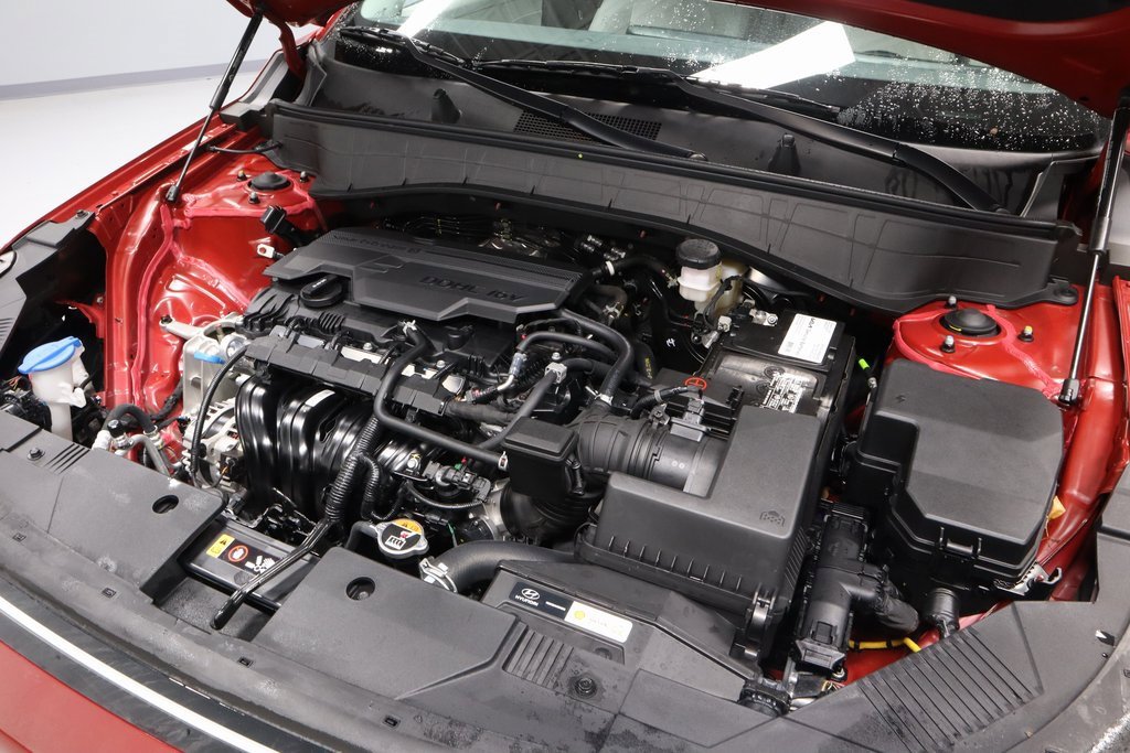 Certified 2025 Hyundai Kona SEL image 12