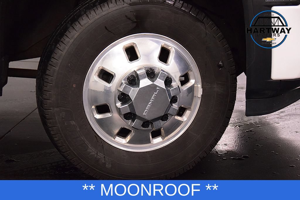 Used 2025 GMC Sierra 3500 Denali w/ Denali Reserve Package AWD/4WD image 12