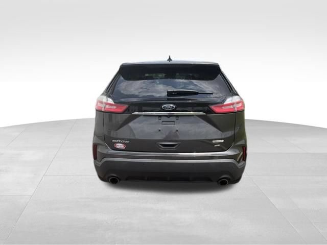 Used 2020 Ford Edge SE FWD image 6