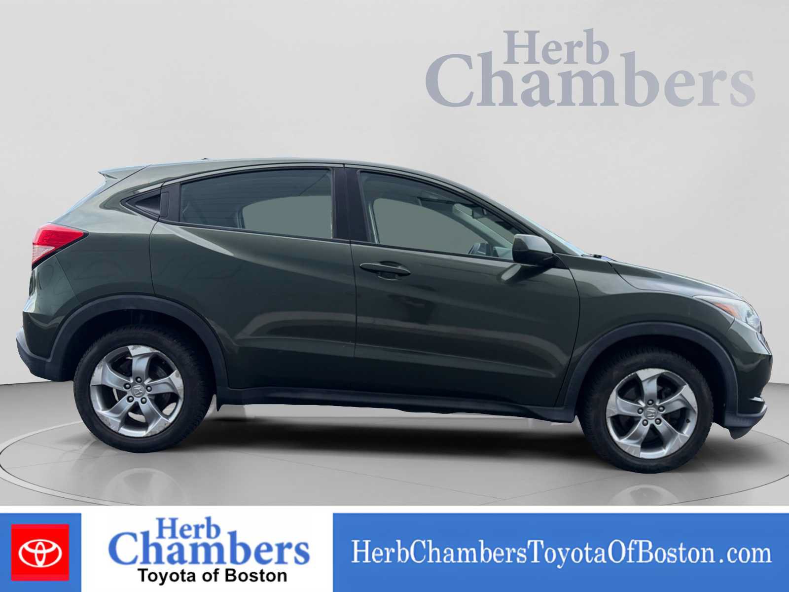 Used 2017 Honda HR-V LX image 12
