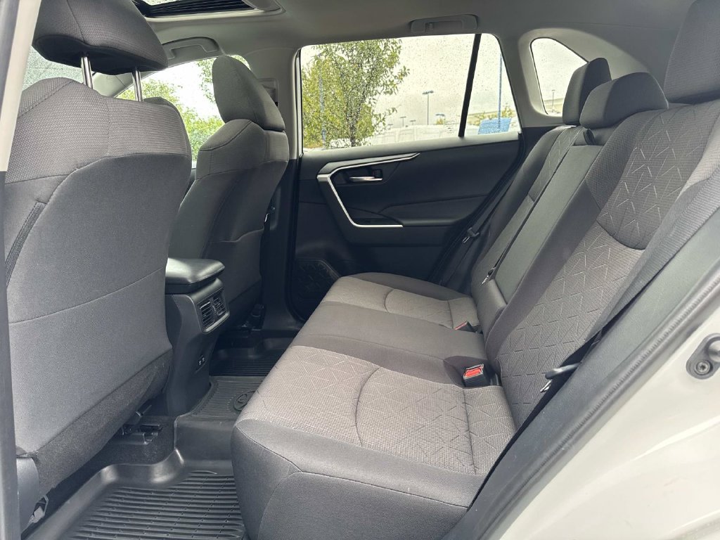 Used 2019 Toyota RAV4 XLE w/ Convenience Package AWD/4WD image 13