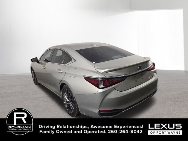 Certified 2024 Lexus ES 300h w/ Luxury Package image 9