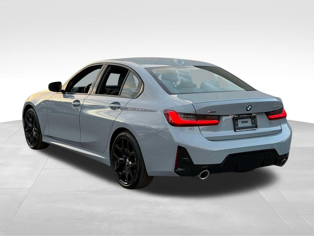 Used 2026 BMW 330i xDrive Sedan AWD/4WD image 7