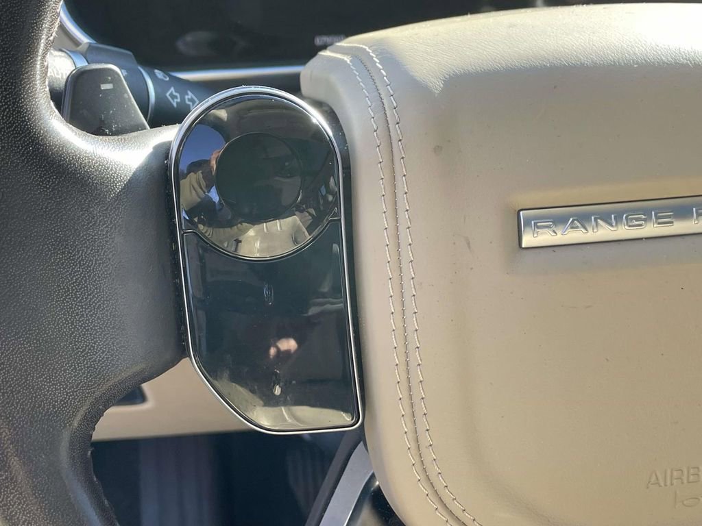 Used 2019 Land Rover Range Rover HSE image 20