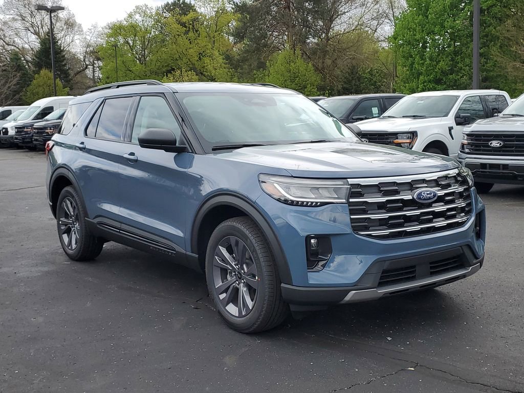 New 2026 Ford Explorer Active AWD/4WD image 3