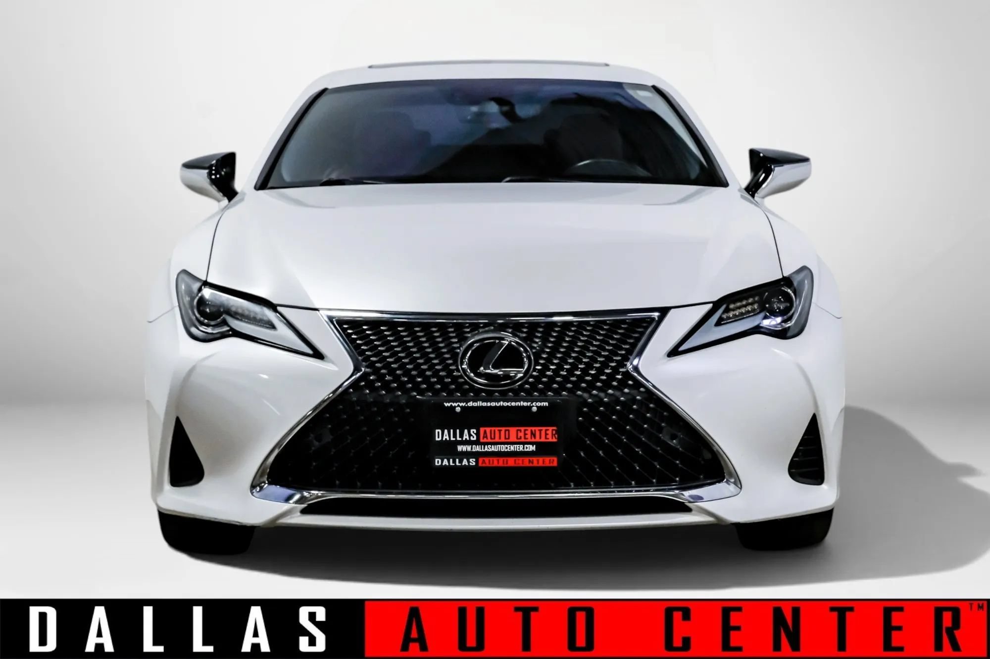 Used 2019 Lexus RC 300 AWD image 2