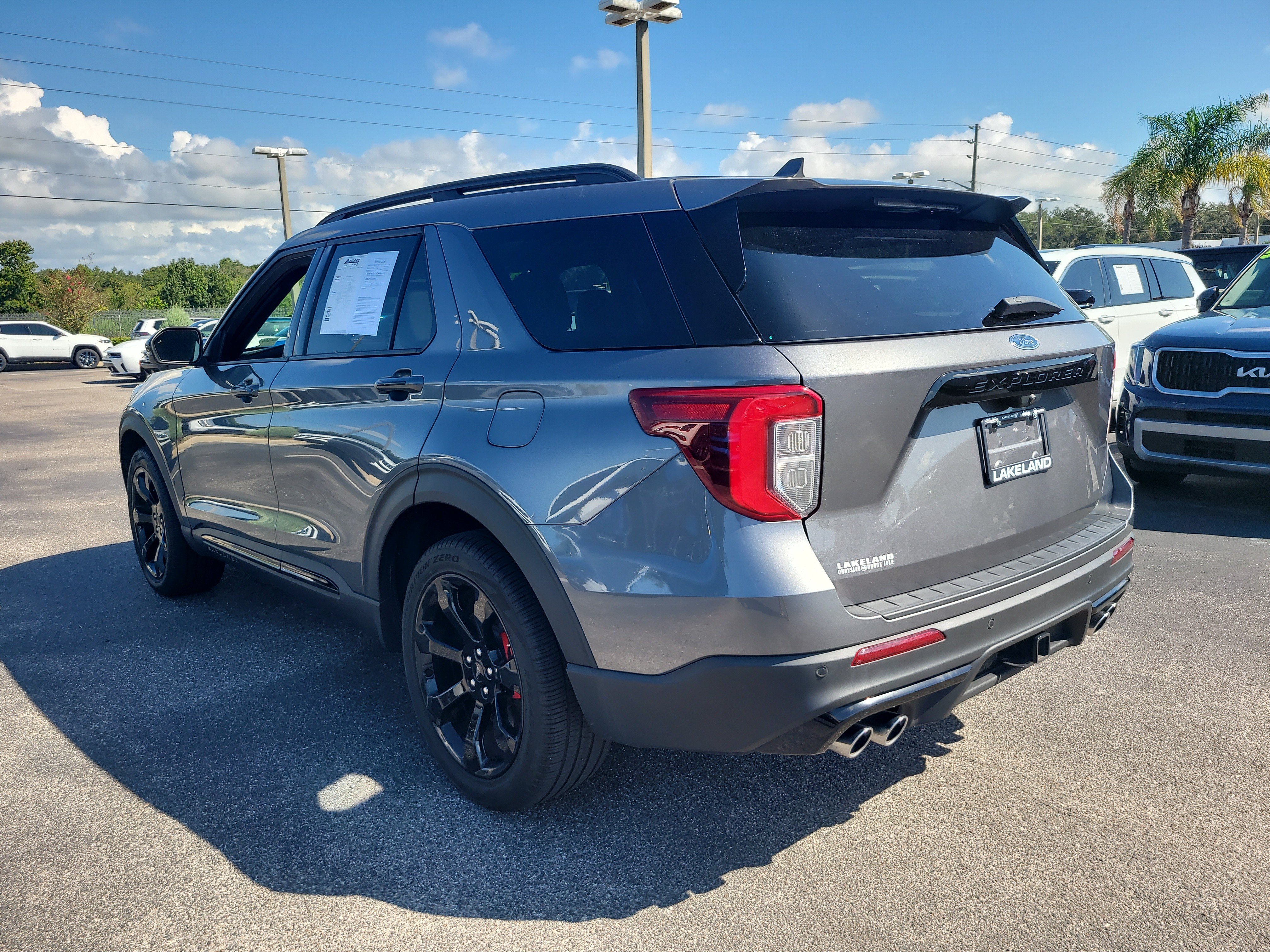 Used 2024 Ford Explorer ST w/ Equipment Group 401A AWD/4WD image 6